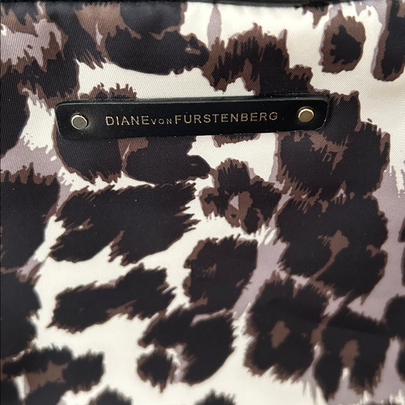 NWT Diane Von Furstenberg Travel Case - Picture 3 of 10